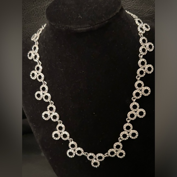 Kate Spade Delicate Dots Sparkling Crystal Pave Circles Silver tone Necklace - Picture 5 of 9